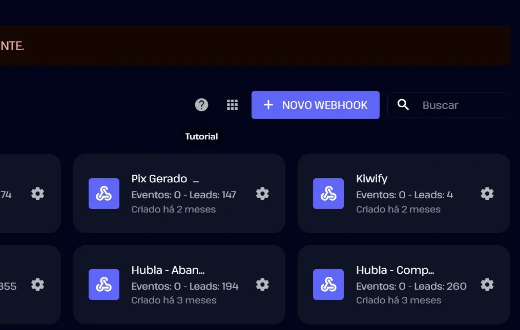 Tela de webhooks da SellFlux com o botão Novo Webhook